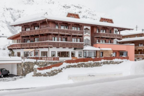 Отель Hotel Garni Pirchhütt  Obergurgl